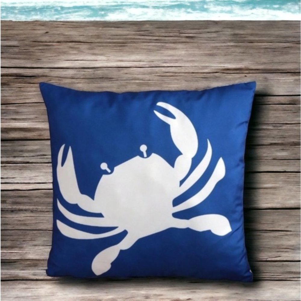 Coastal Nautical Crab Pillow Cover Graphic  17.7 in Square Classic Blue White - Picture 12 of 12